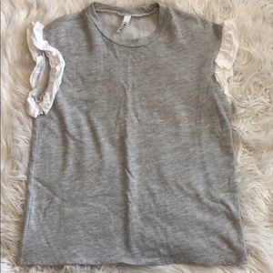 T-shirt with ruffle sleeves